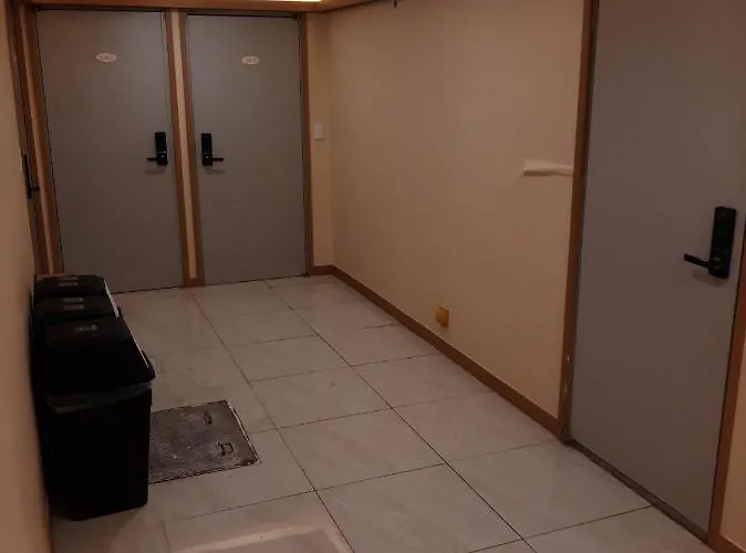 Elo *